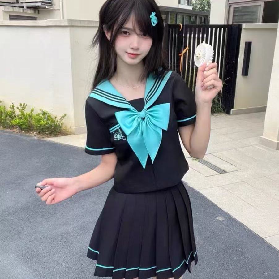 黑三本水手服学院风基础款短裙子