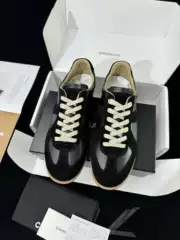 Men's Height-Increasing Black Shoes 2025 Red Retro Genuine Leather Versatile Shoes Size 48 49 50 Large Size