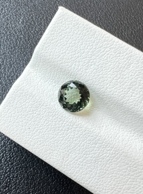 1.44ct圆形绿色碧玺全净体新式精切火彩好7*7mm莲花切花纹