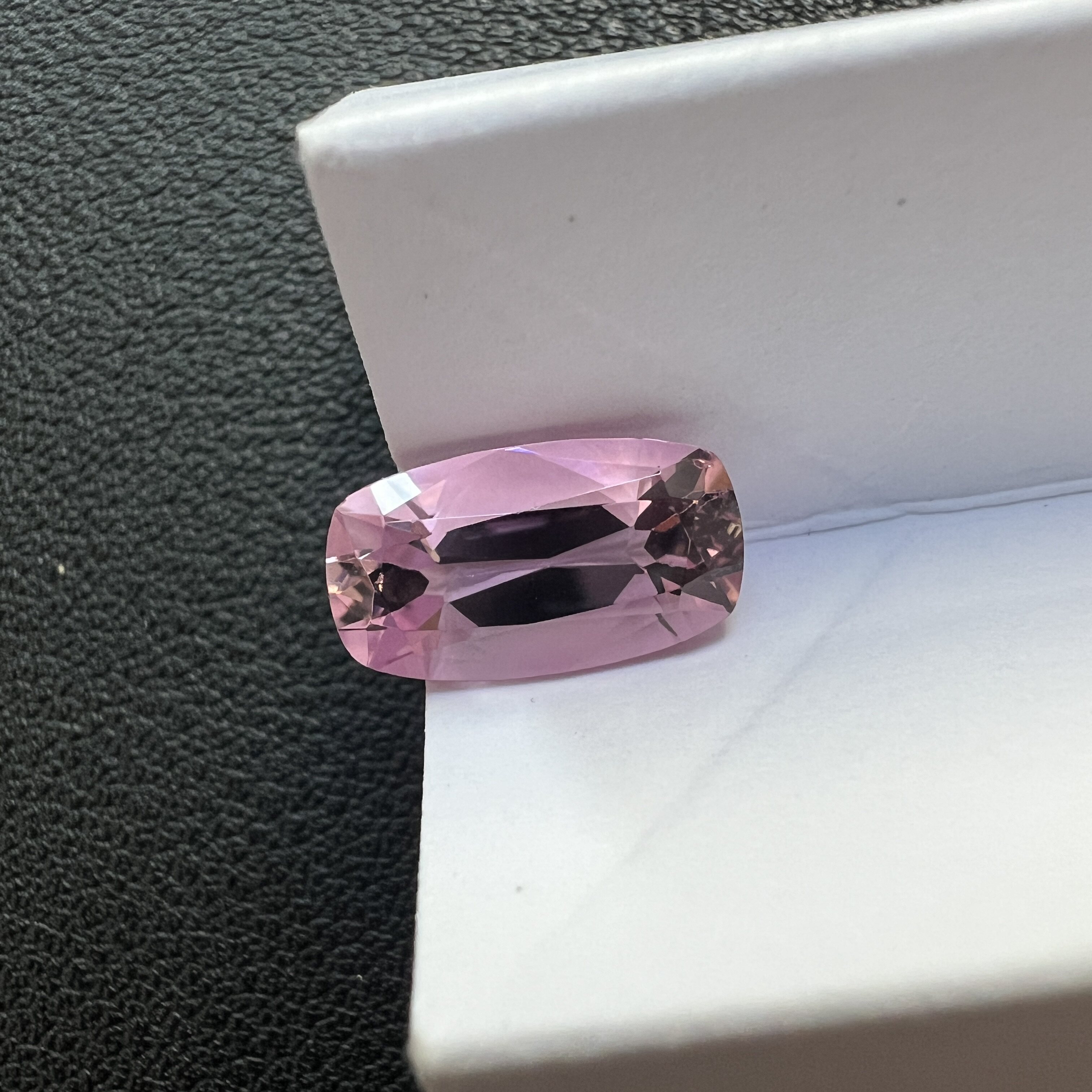 3.69ct樱花粉碧玺全净体玻璃体精切工艺7.2*13mm