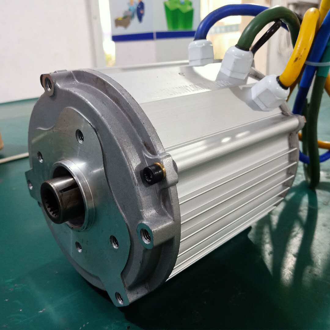 新能源电动车永磁同步上海电驱动低速四轮南普电机大阳2.8kw3kw