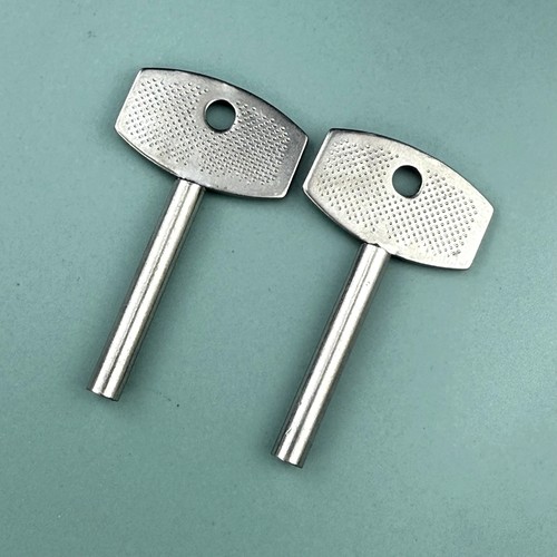 5.8mm大号内三角老窗户锁钥匙橱窗锁钥匙特殊钥匙管道锁钥匙胚