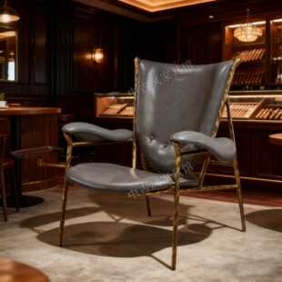 中古风锻打酋长椅油蜡皮单人沙发椅实心铁艺框架高端会所休闲单椅