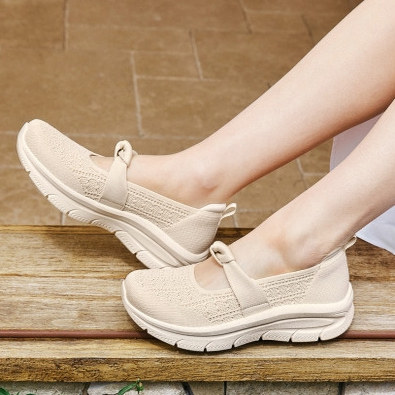 skechers斯凯奇缓震回弹女鞋玛丽珍休闲鞋系结设计鞋头加宽159117