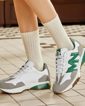 skechers斯凯奇复古慢跑鞋运动休闲鞋透气缓震绑带女鞋177674