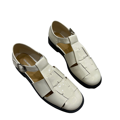 CHEN2025新款真皮粗跟包头凉鞋女款镂空厚底小皮鞋复古罗马鞋