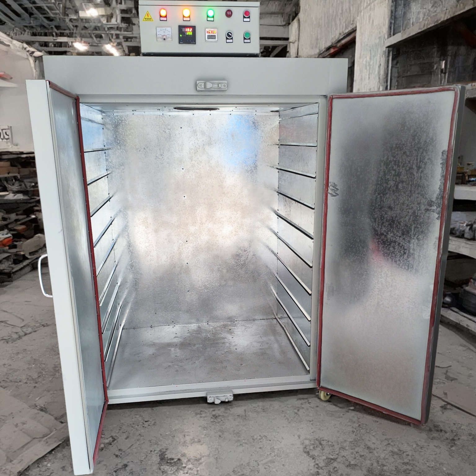 工业热风循环恒温烘箱定制