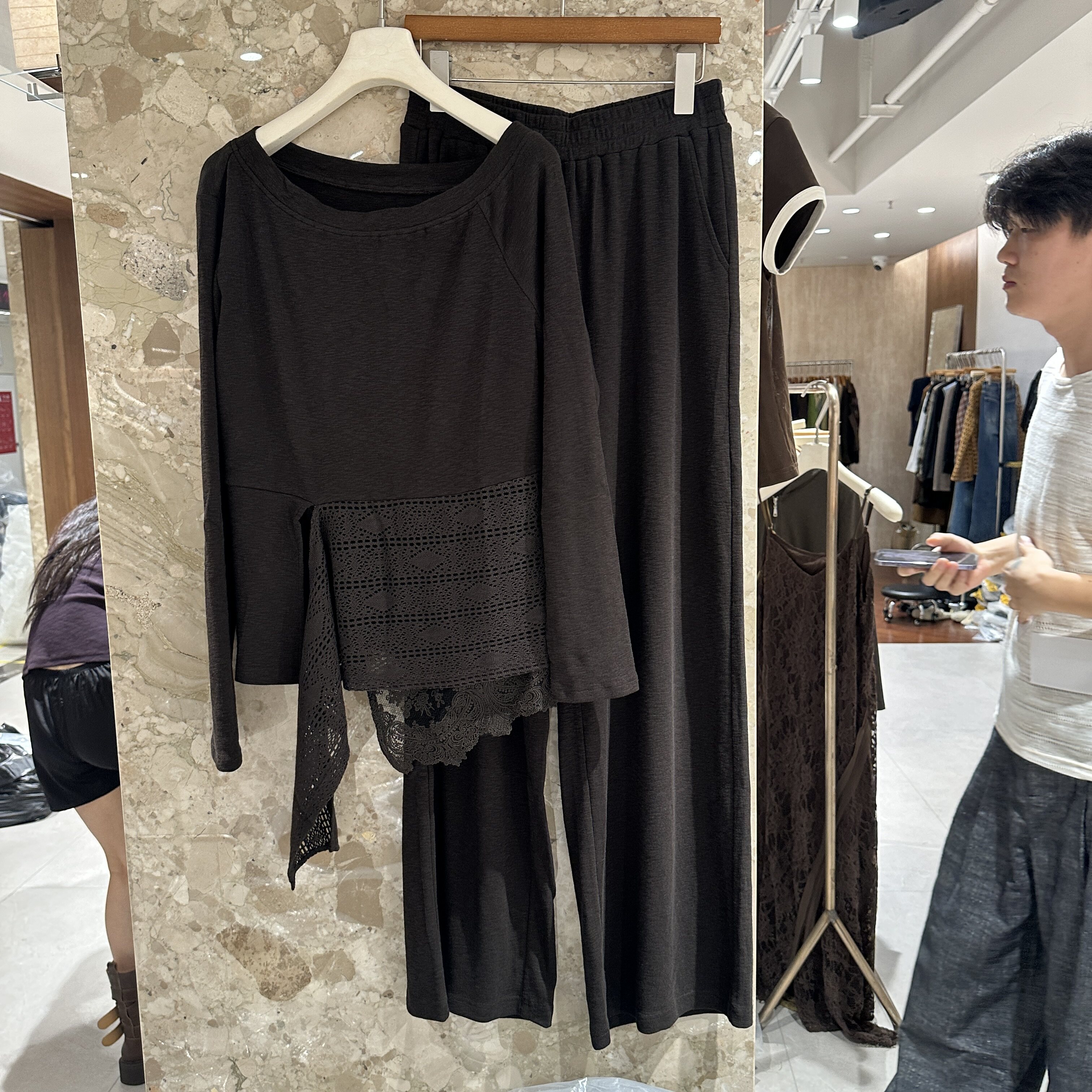 欧洲站2026秋季新品圆领荷叶边修身显瘦净版女士阔腿裤套装潮8688