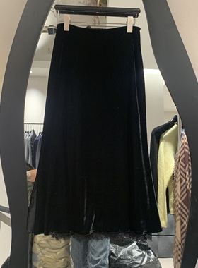 欧洲站2025秋冬新款松紧高腰下摆开叉蕾丝拼接丝绒半身裙女33223