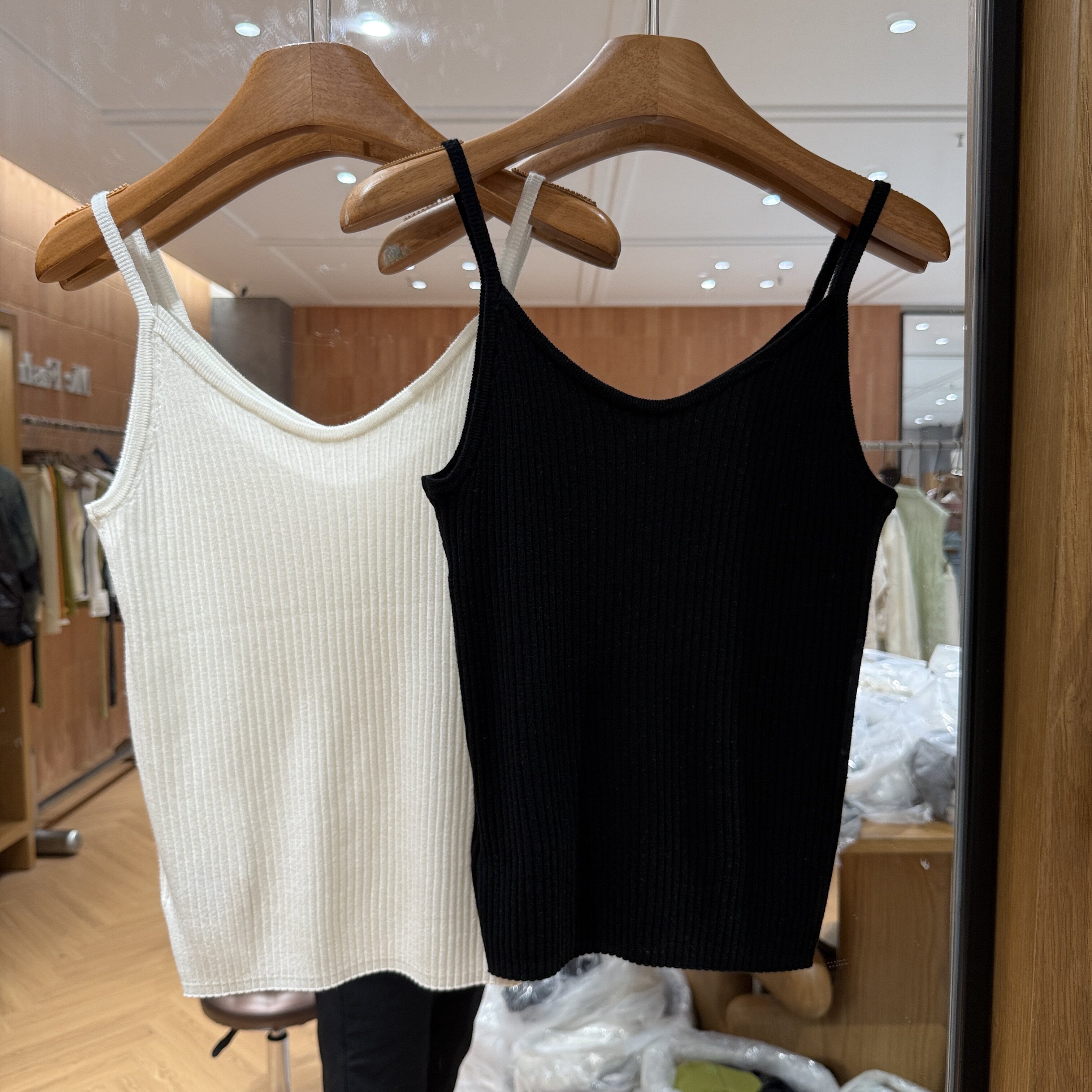 欧洲站2026春季新款时尚纯欲风细肩带单穿内搭款女士针织背心吊带