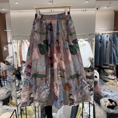 欧洲站2026春季新款法式大裙摆时尚松紧腰花色百搭显瘦半身裙3680