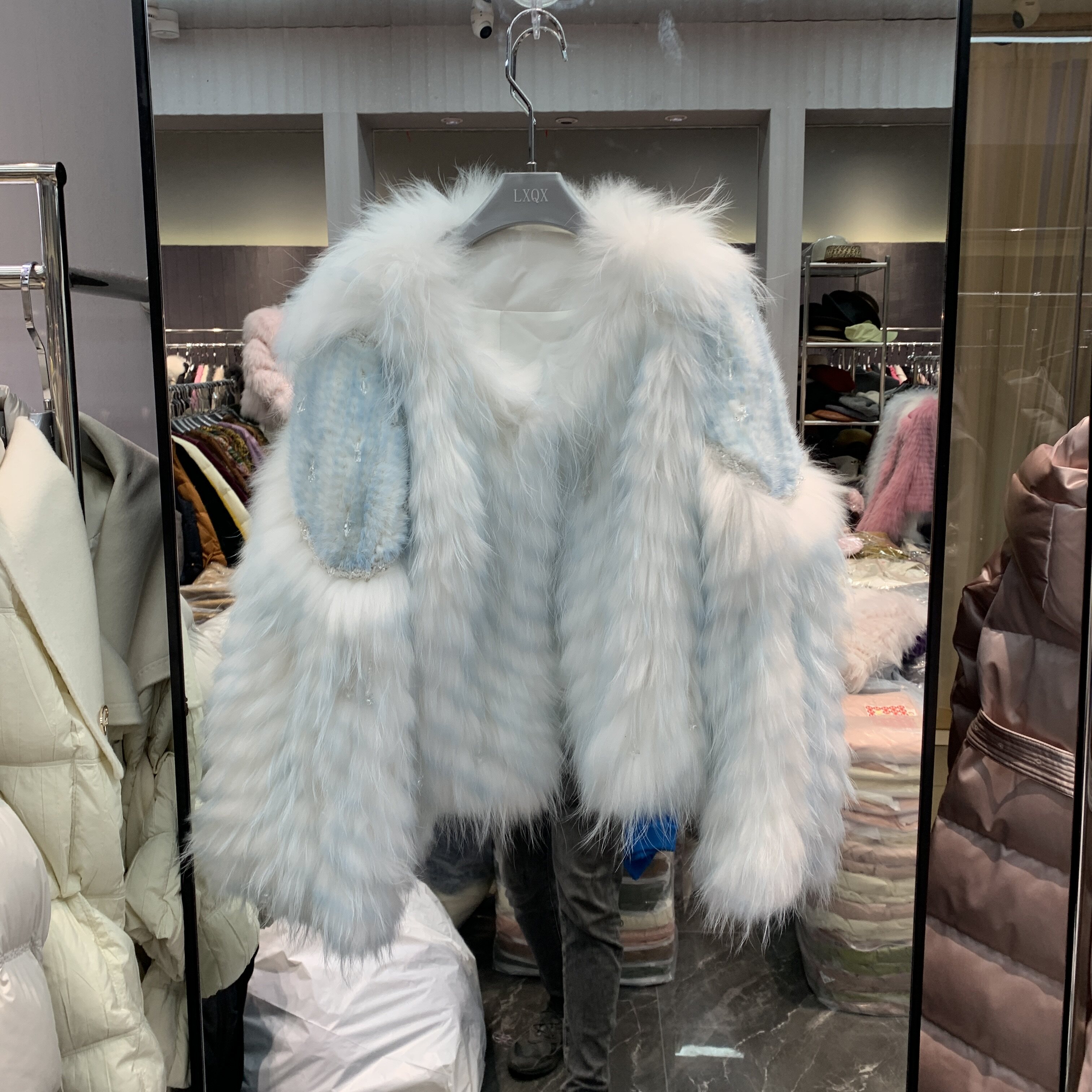 欧洲站2025冬季新款圆领轻奢高级感名媛风进口水貂短款皮草外套潮