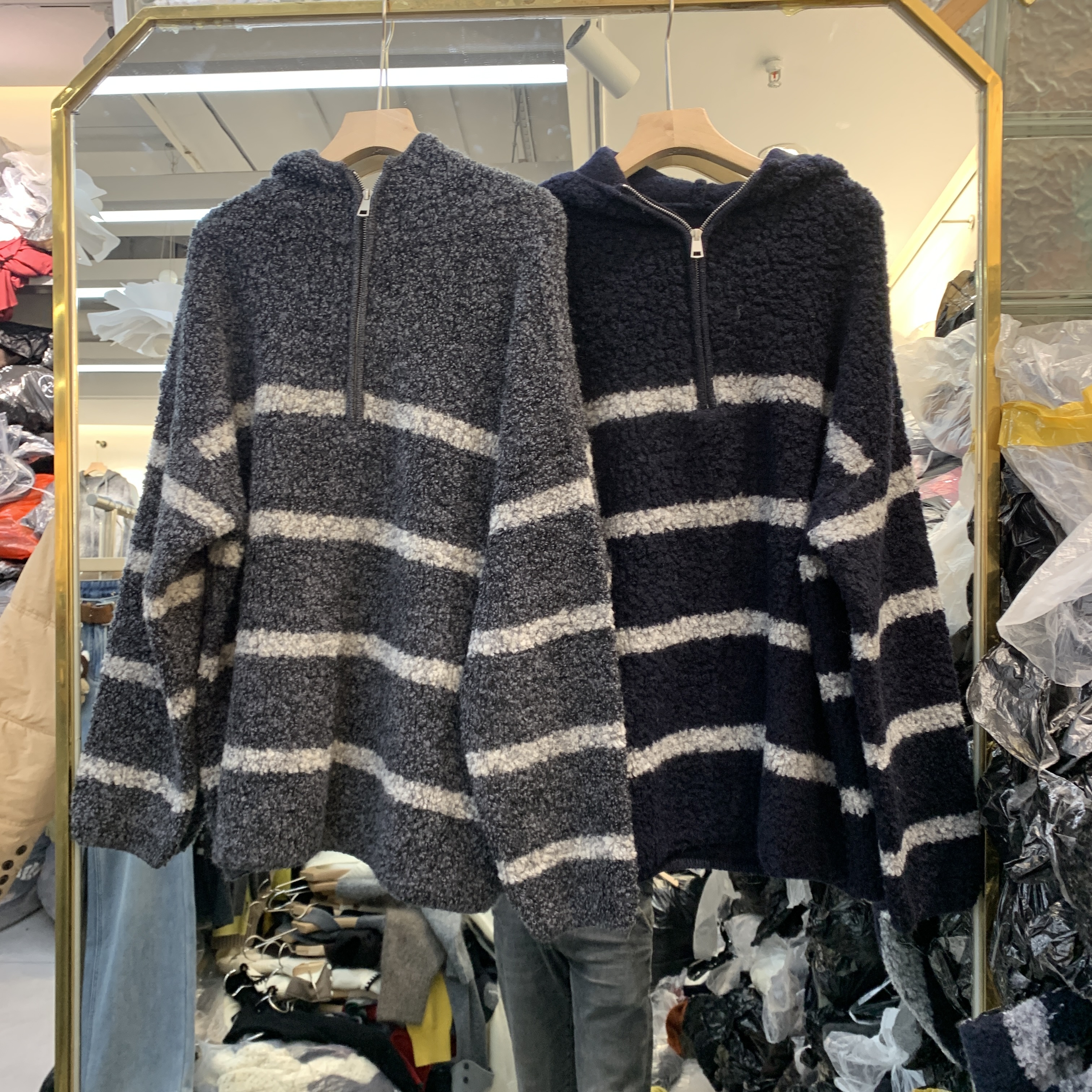 欧洲站2025冬季新款半拉链连帽条纹拼色颗粒感绵羊毛中长款针织衫