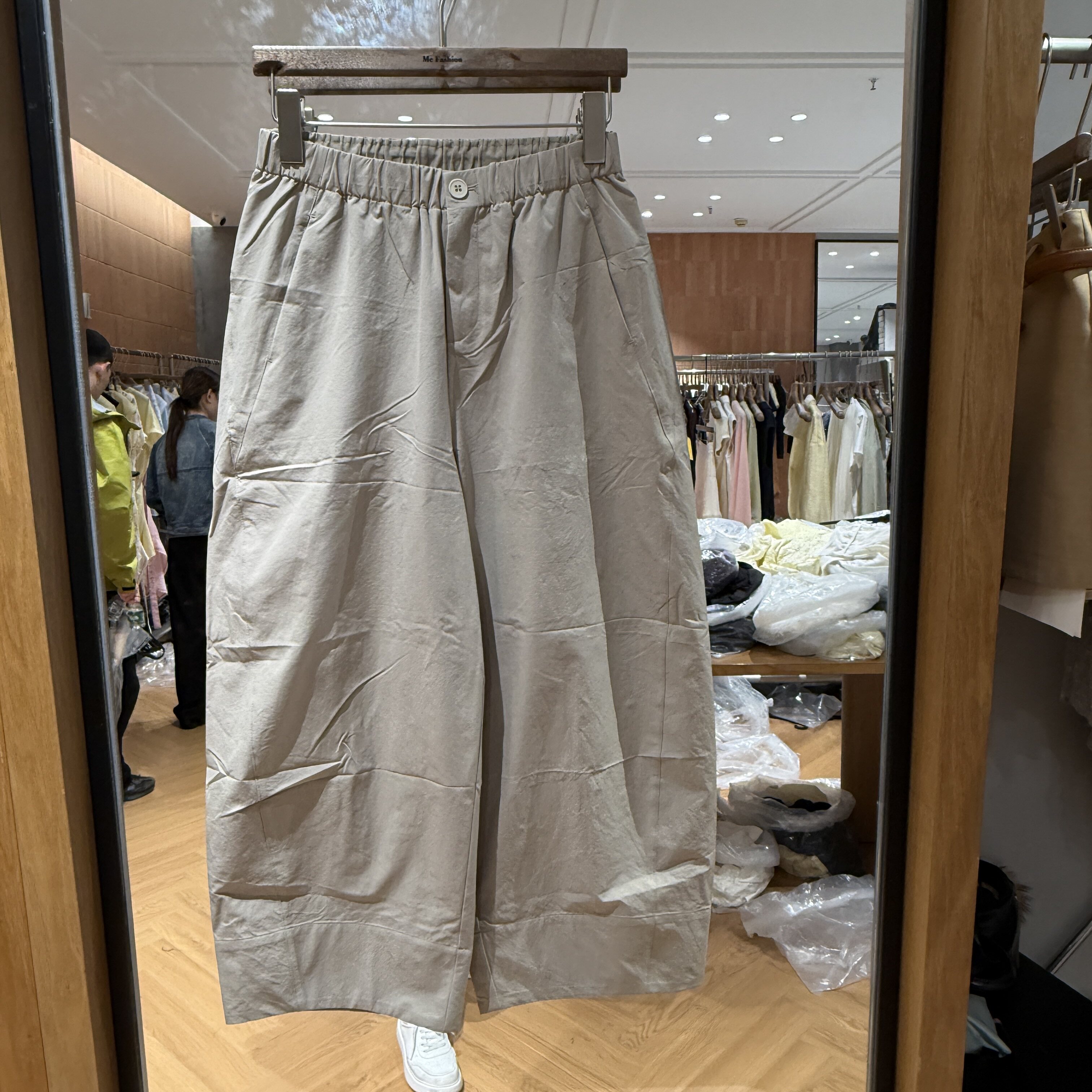 欧洲站2026夏季新款松紧腰一粒扣显瘦微垮简约百搭女休闲老爹裤潮
