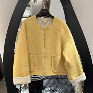 欧洲站2025秋冬新款圆领复古盘口大口袋高级感甜美羊绒外套女1337