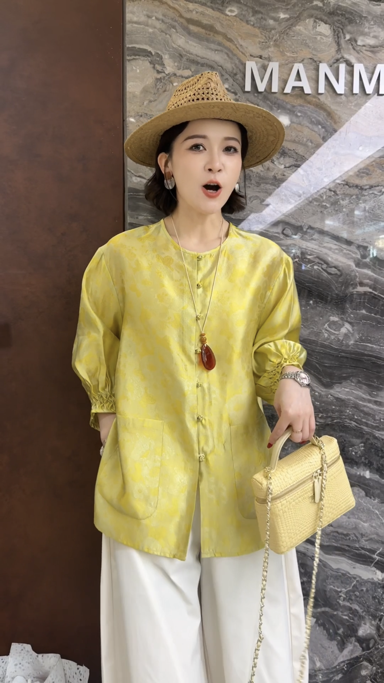 欧洲站2026夏季新款欧货圆领中袖大口袋新中式暗纹提花女士短外套