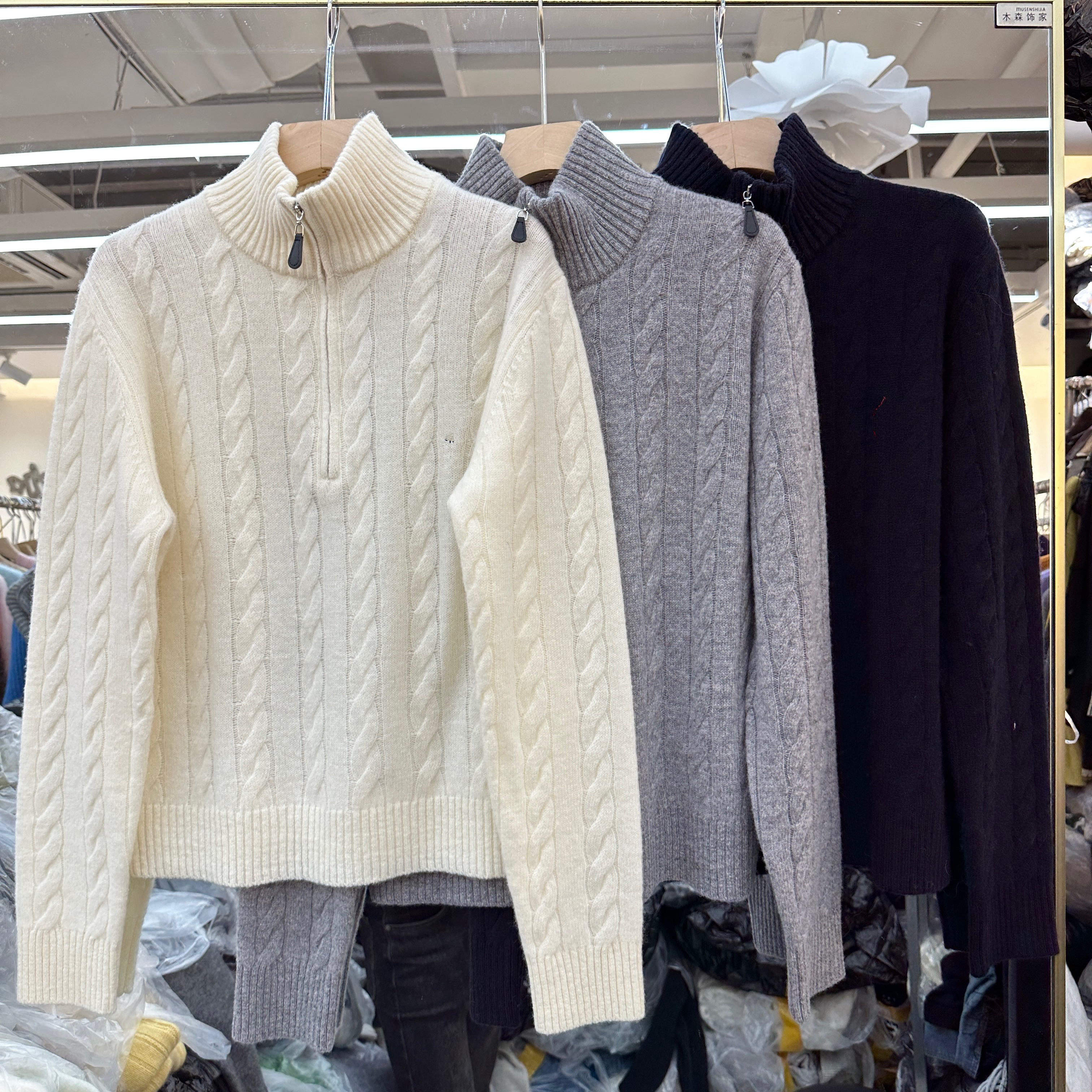 欧洲站2025冬季新款韩版高领纯色半拉链麻花设计气质显瘦羊毛上衣