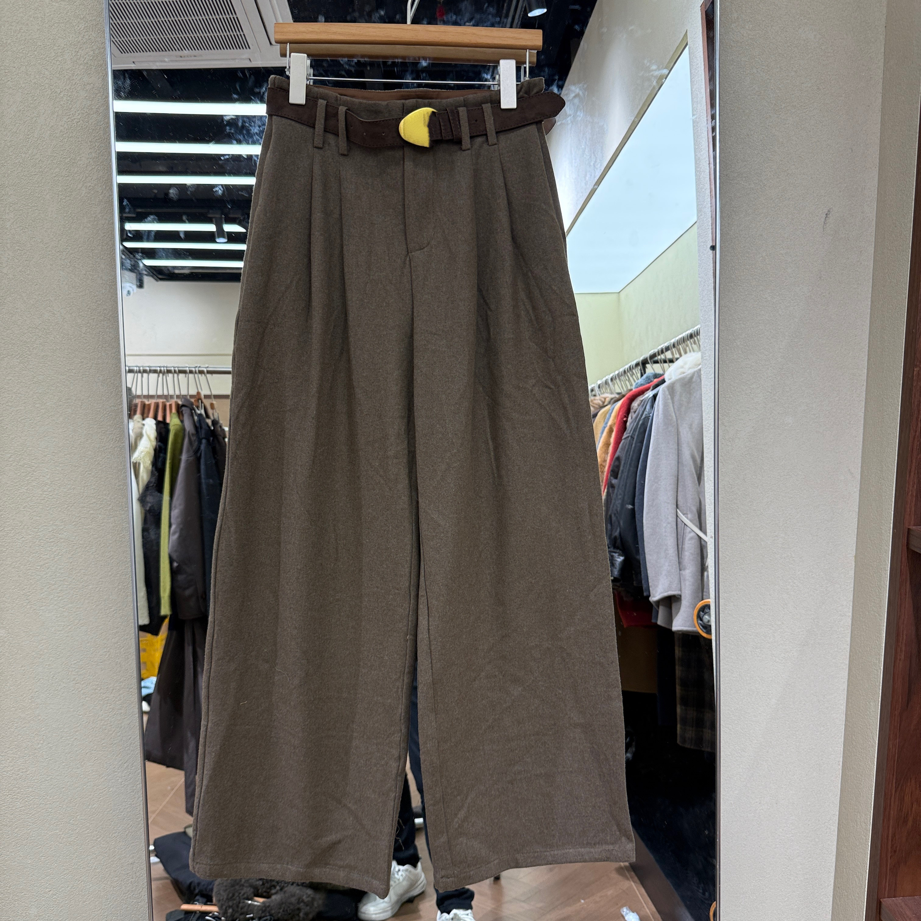 可可家欧货2026冬款高腰金扣腰带宽松显瘦显高女士直筒休闲裤E582