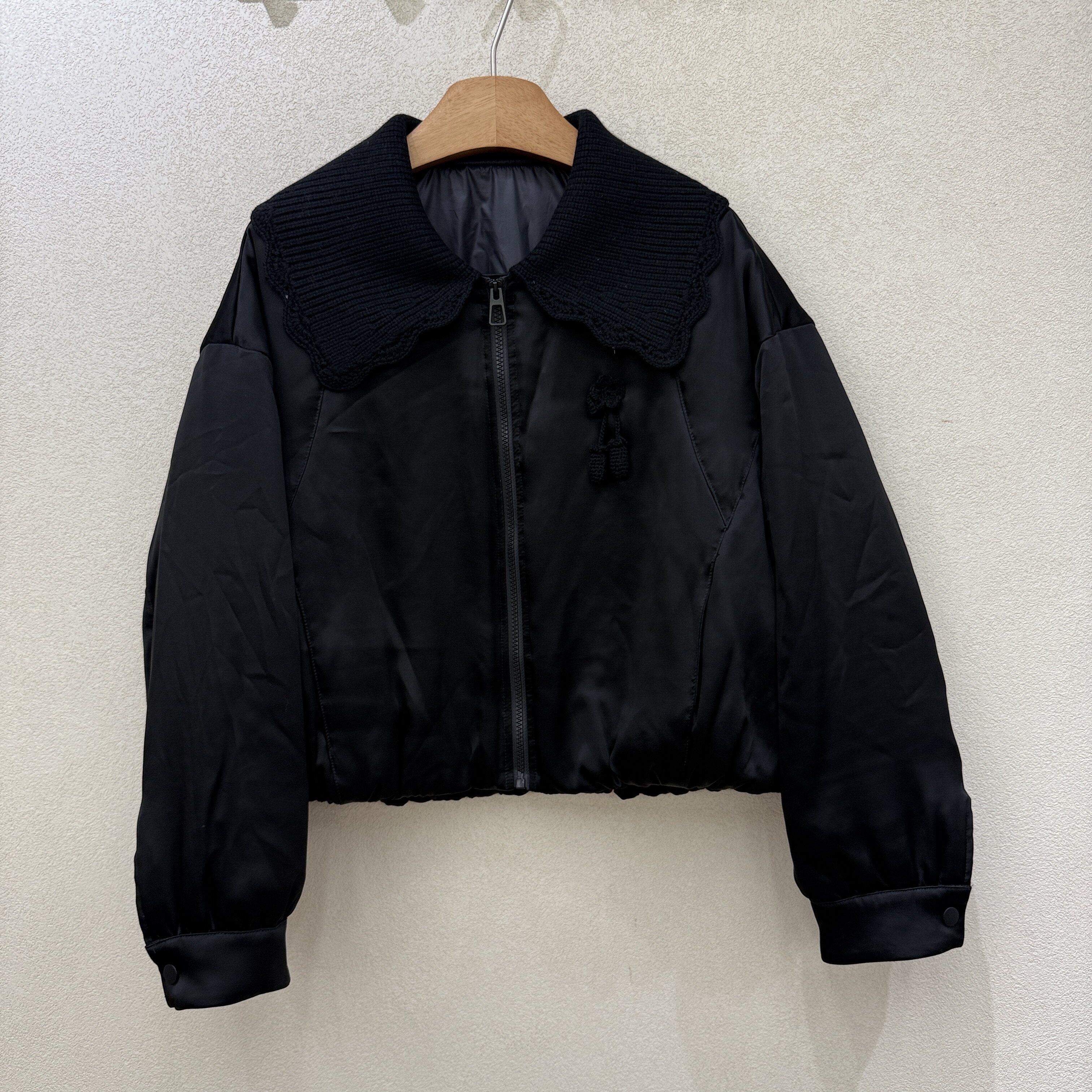 可可家欧货2026冬款洋气针织娃娃领贴标百搭拉链短裤鹅绒服68212