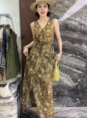 欧洲站2026夏季新款V领无袖高级感复古花色高级感时尚连衣裙女潮
