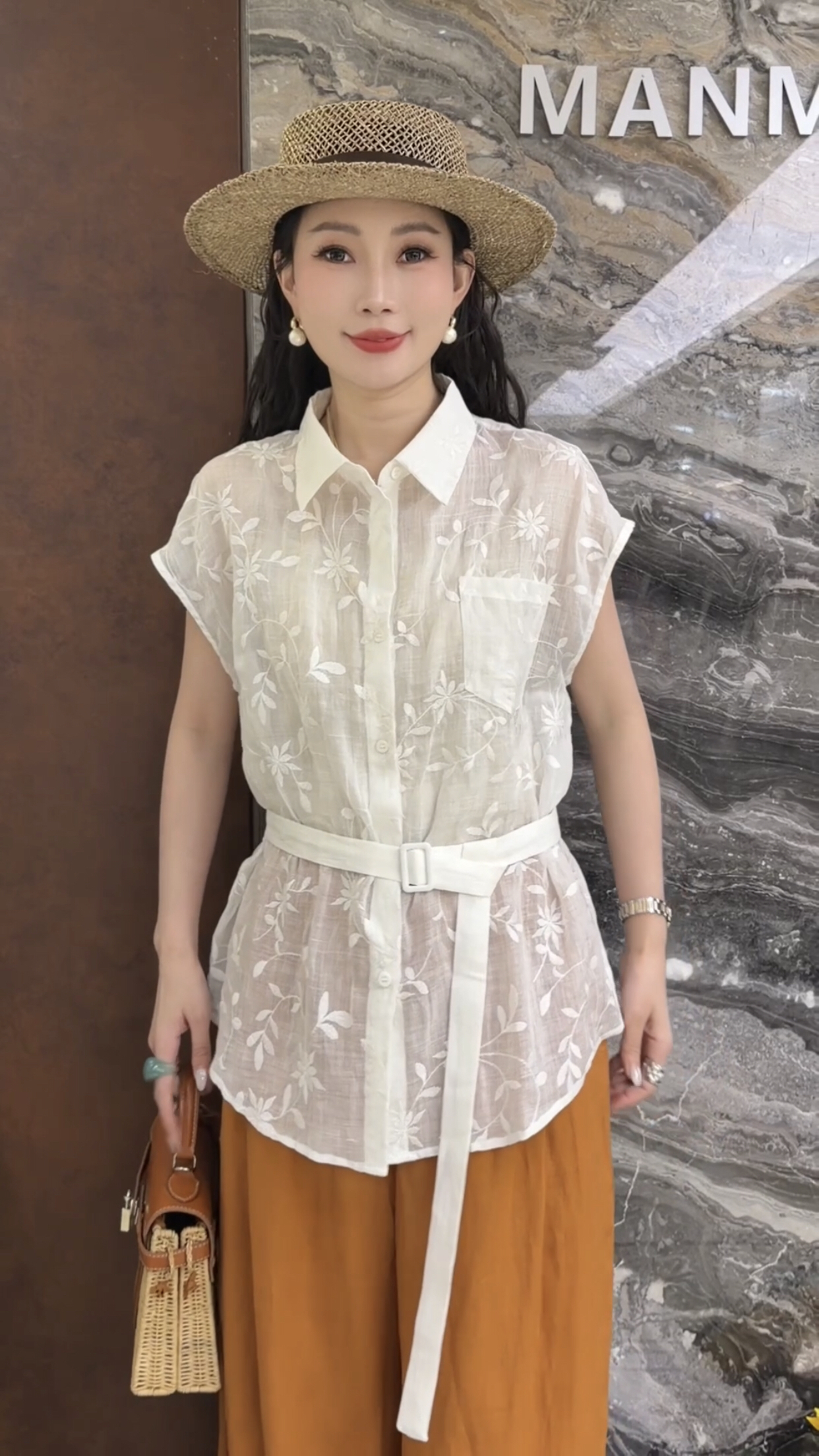 欧洲站2026夏季新款欧货满天星刺绣暗纹短袖腰带国潮风女士衬衫潮