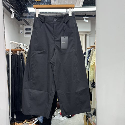 DISUI夏款2026新款腰头一粒扣设计百搭简约垂感黑色女休闲裤36619