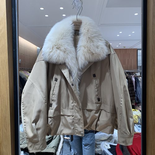 欧洲站2025冬季新款可拆卸狐狸毛领显瘦百搭保暖短款白鹅绒服821