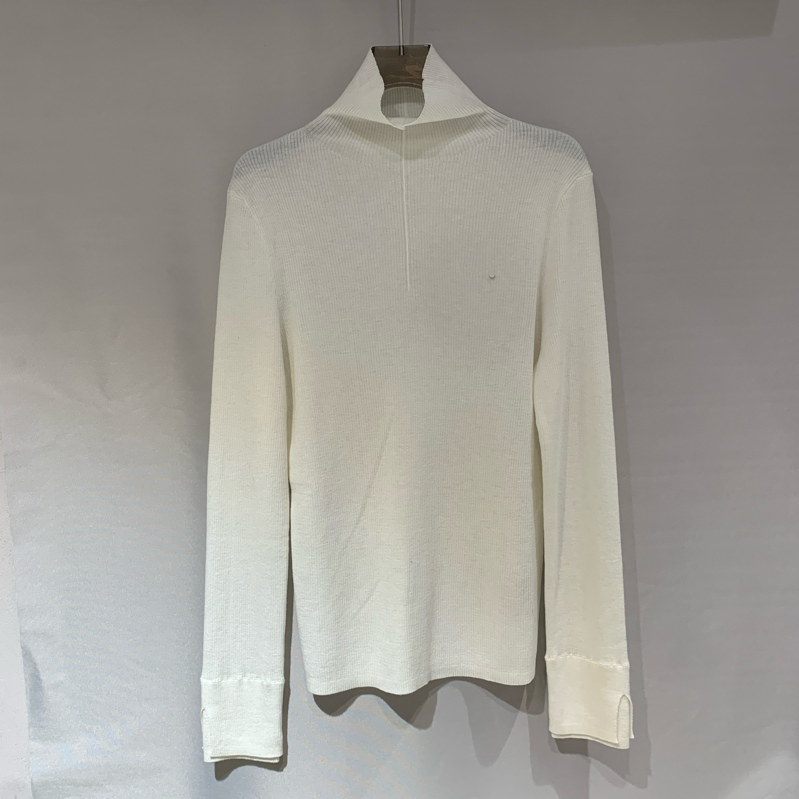 欧洲站2025冬季新款高领纯色极简风显瘦百搭绵羊毛女士针织打底衫