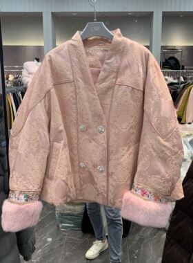 欧洲站2025冬季新款v领双排扣提花轻奢百搭短款白鹅绒外套650128