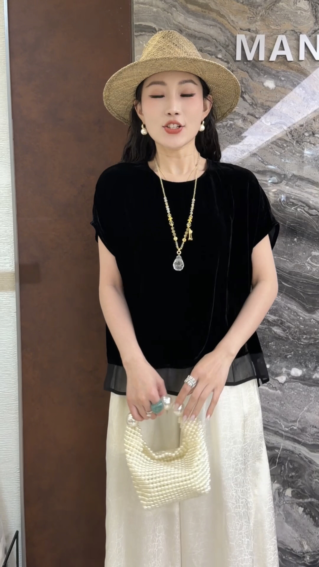 欧洲站2026夏季新款圆领后背珍珠扣拼接网纱丝绒宽松上衣女26132