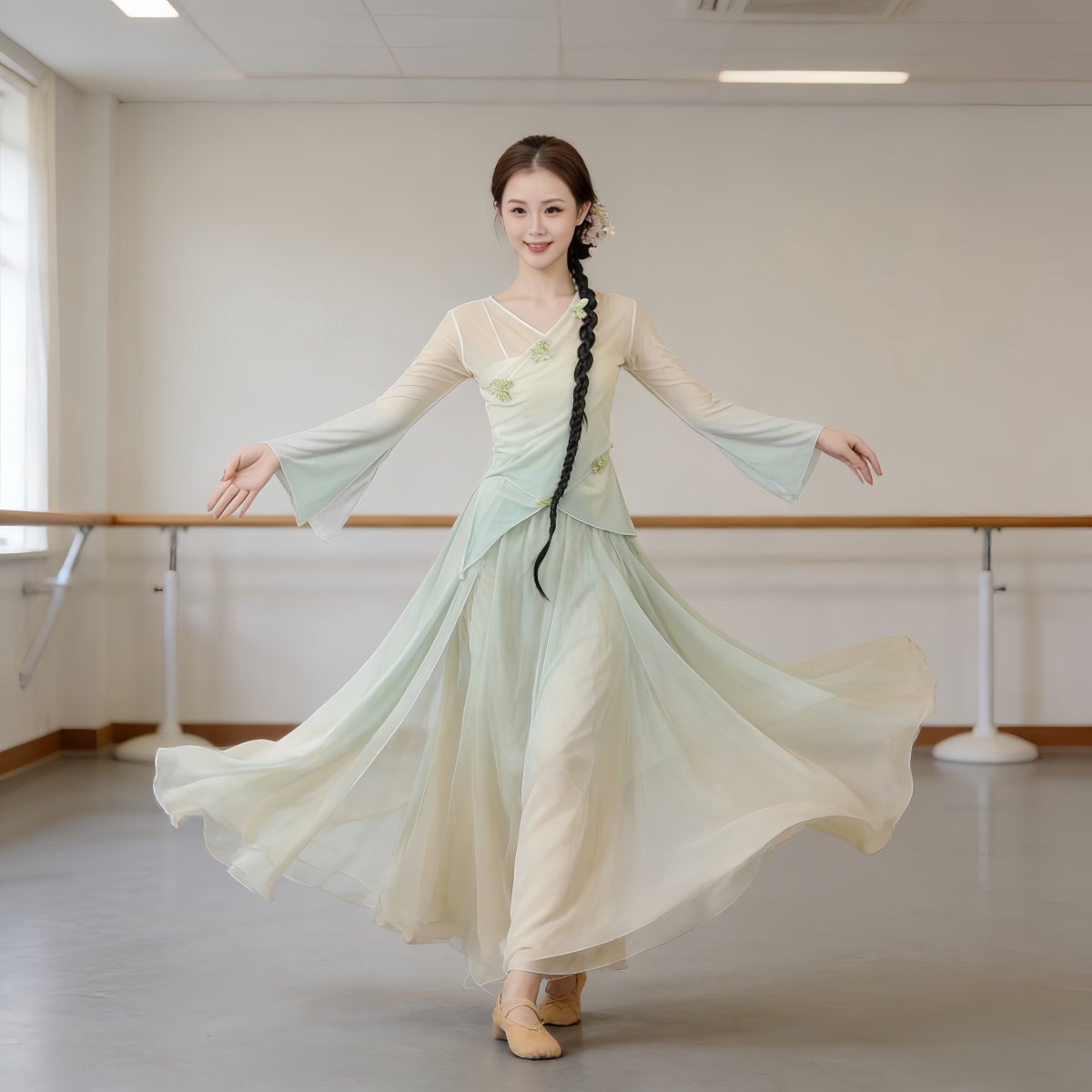 新款古典舞女成人日常纱衣练功服图片