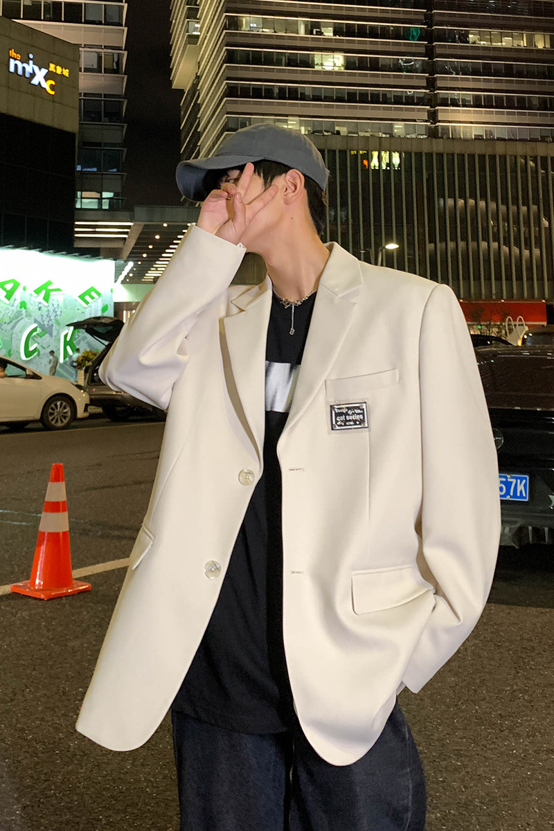 2025秋季新款港风原创小西装韩版宽松休闲西服外套米白GX05-P115,男装西服套装,电商B277A（原A068）