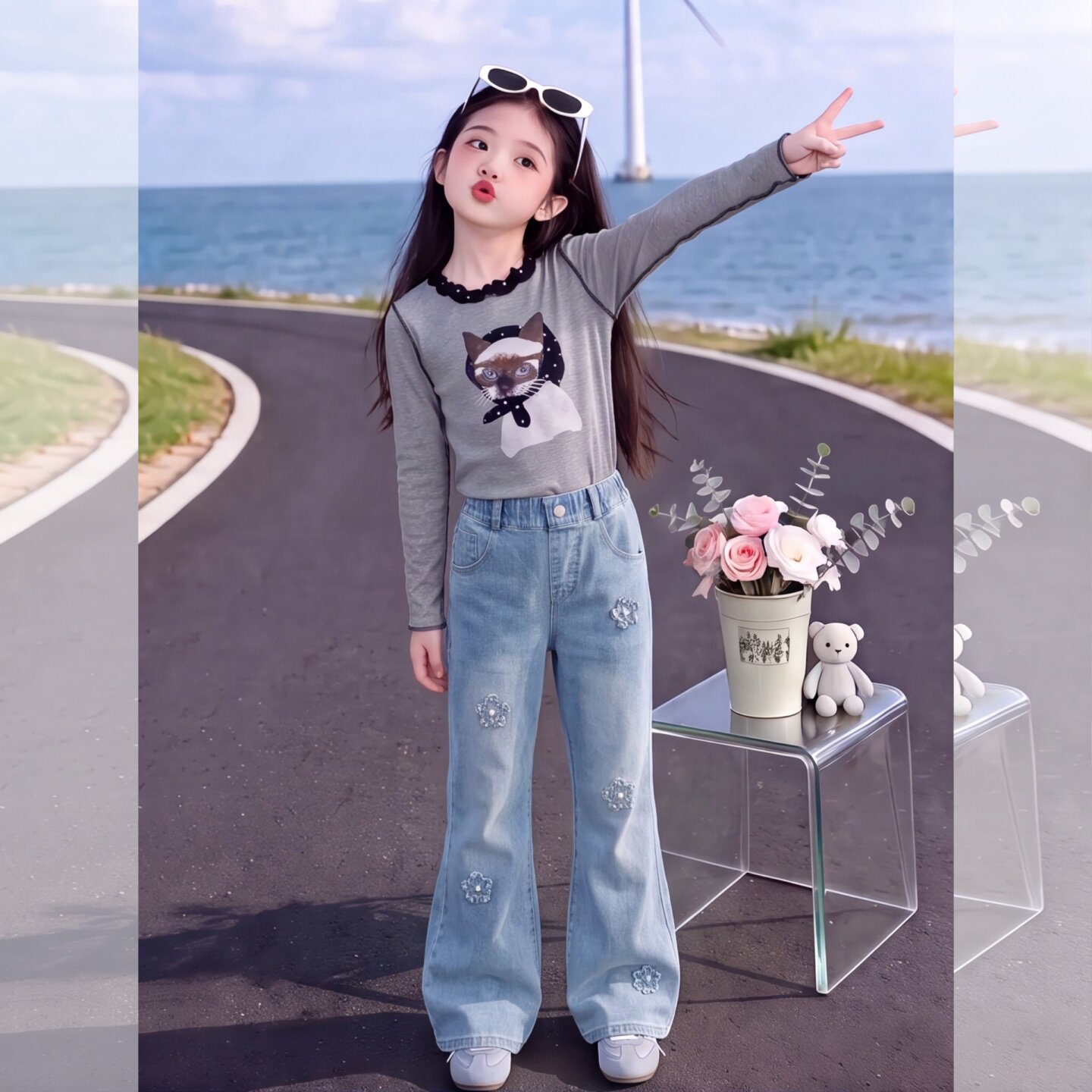 女童喇叭裤套装秋款2026新款中大童珍珠微喇裤修身弹力显高牛仔裤
