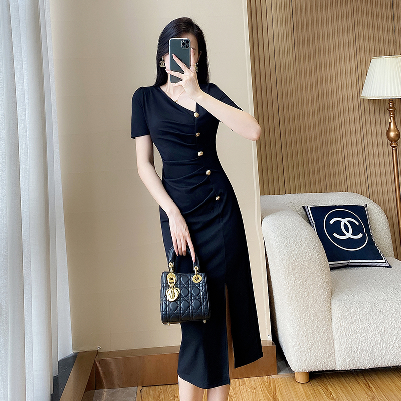 高端精致包臀开叉法式显瘦小黑裙