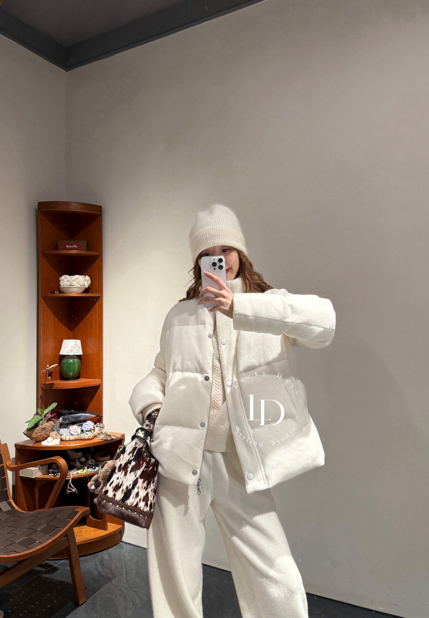 非实价2025冬季新款欧洲站潮牌简约轻奢百搭宽松休闲舒适鹅绒外套