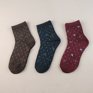 外贸库存中筒女士小碎花田园风四季 女袜子日单春秋纯棉吸汗防臭 款