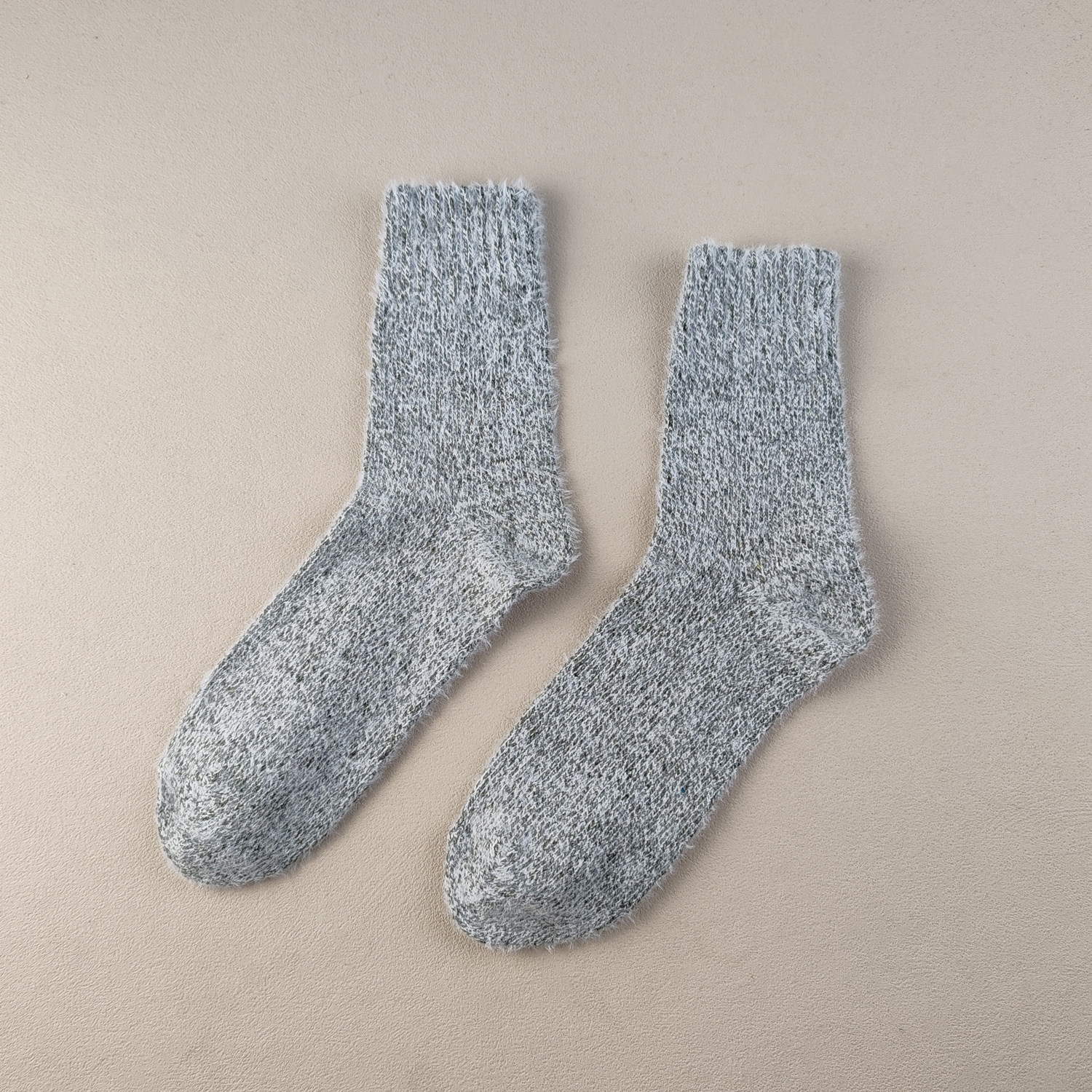 外贸库存中筒袜男冬季水貂绒加厚保暖灰色简约百搭厚实冬天男袜子