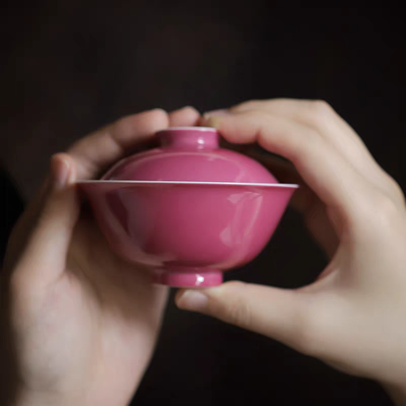 小白茶具//忘言造物胭脂红釉圆柏茶碗小容量100ml单色釉薄胎盖碗