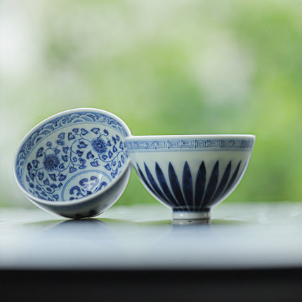 小白茶具//忘言造物柴窑慕明缠枝菊纹鸡心杯景德镇手绘仿明青花瓷