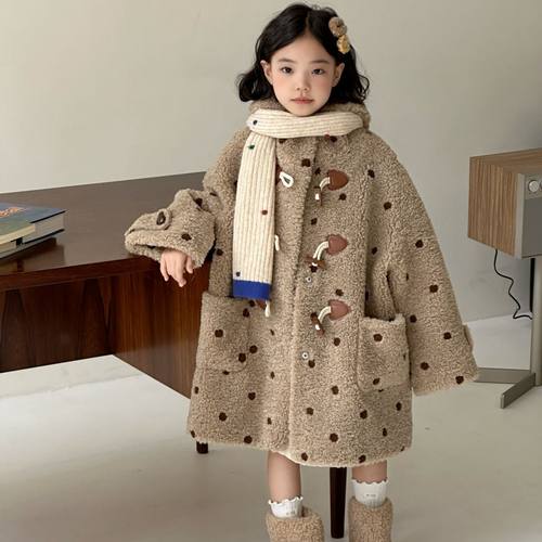 儿童皮草外套2025新款女宝宝连帽奶茶波波毛毛衣加厚保暖冬装大衣