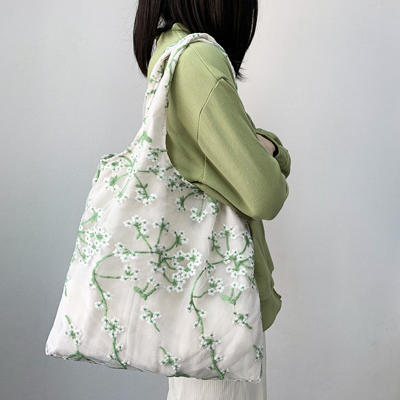 2026年蕾丝刺绣小清新背心帆布包女甜美上班通勤出游大容量单肩袋