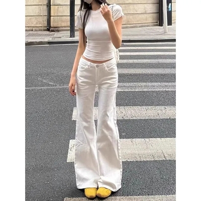 白色低腰微喇叭牛仔裤女小个子