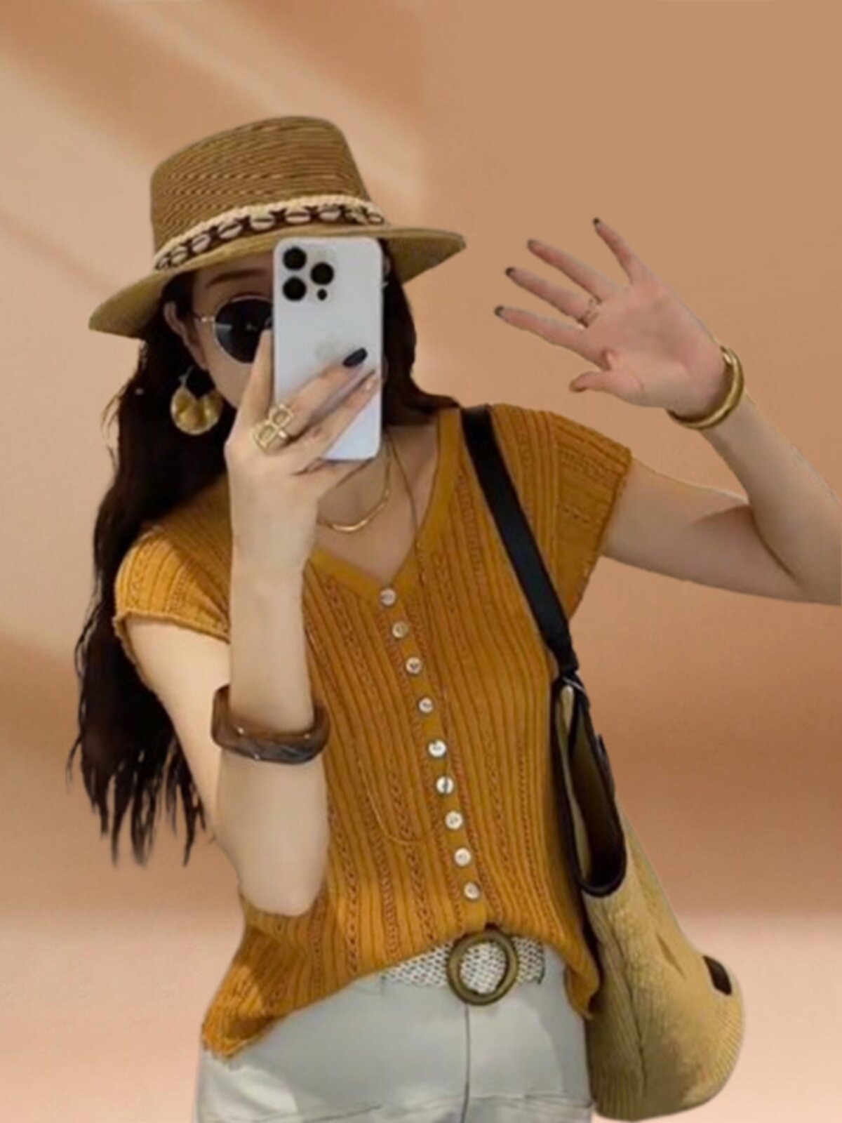 슈퍼 요정 요정 부드럽고 달콤하고 달콤한 짧은 여성 탑 2024 여름 V 넥 작은 플라잉 슬리브 중공 니트 스웨터