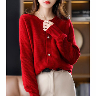 上衣 高级感珍珠扣外搭针织开衫 新款 复古气质红色毛衣外套女士春季
