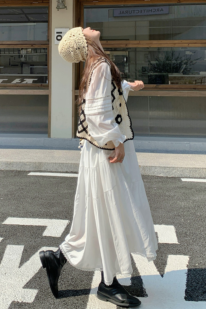 蕾丝法式马甲连衣裙女2025春季新款钩花镂空设计感长裙,女装连衣裙,铱本正襟