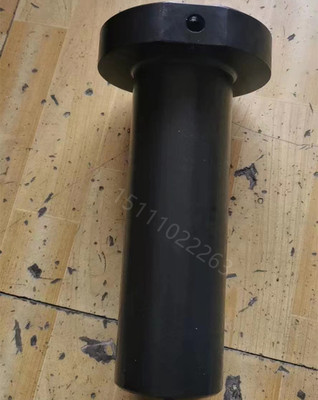 山工推土机涨紧缸活塞油封