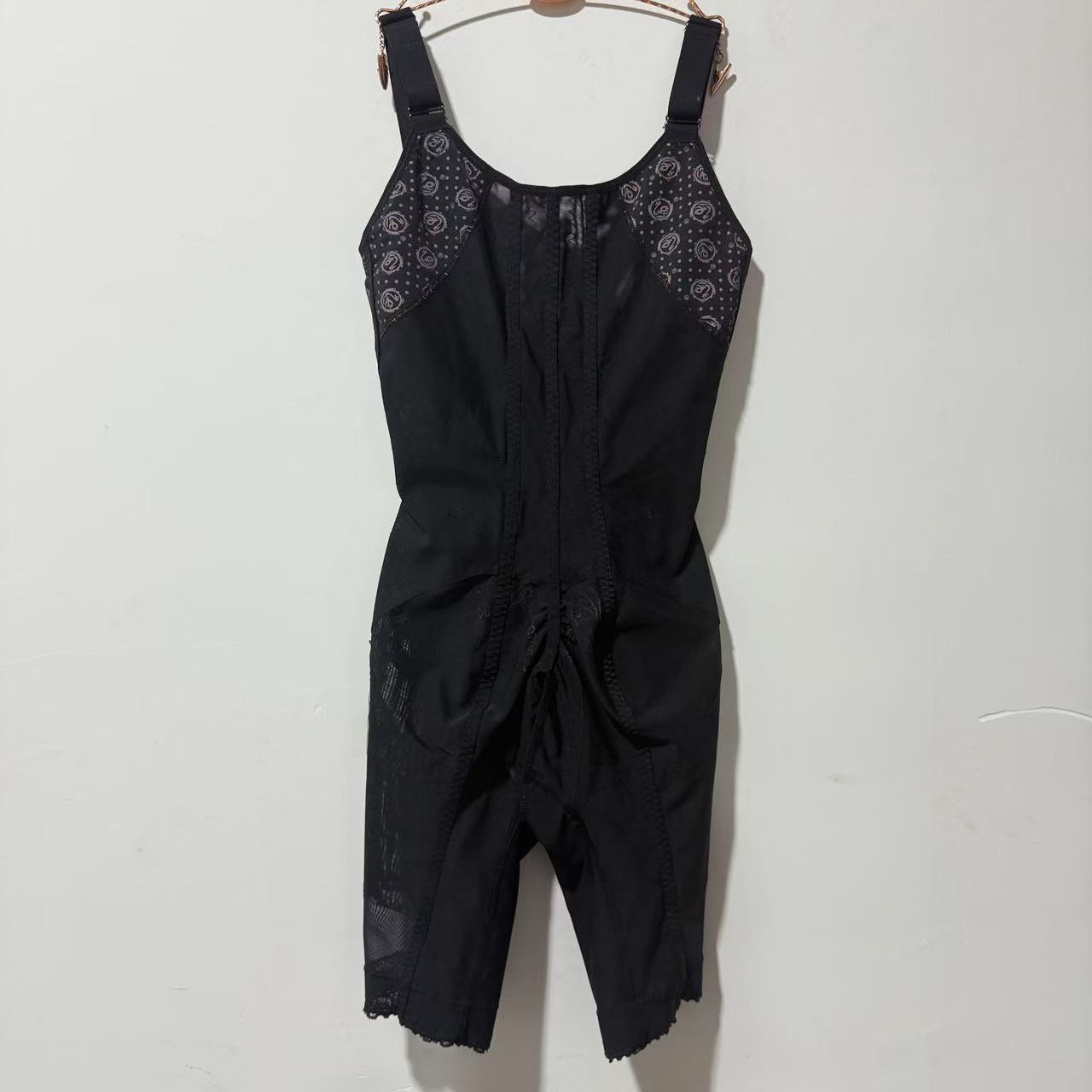 美容院新品连体塑身衣提臀收腹暴瘦束身减肥瘦身显瘦开档美体内衣