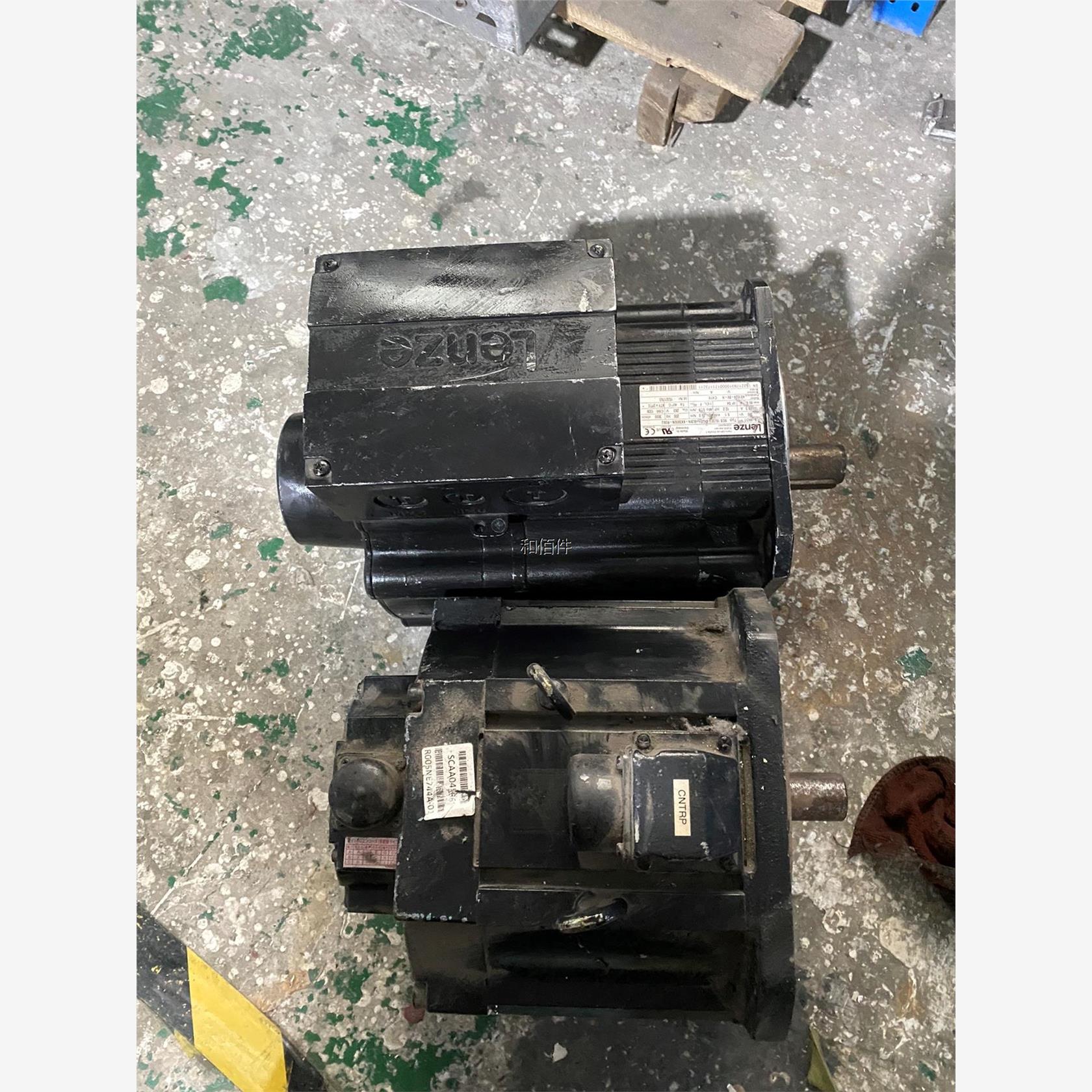 修议价Lenze伦茨电机  MCS 19J30-SRSB0-B28