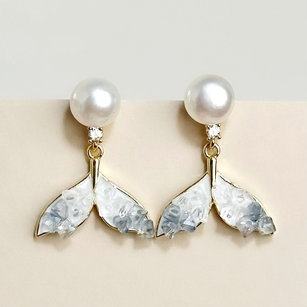 天然淡水珍珠耳钉女渐变海盐碎冰晶鱼尾珍珠耳饰轻奢小众设计耳环