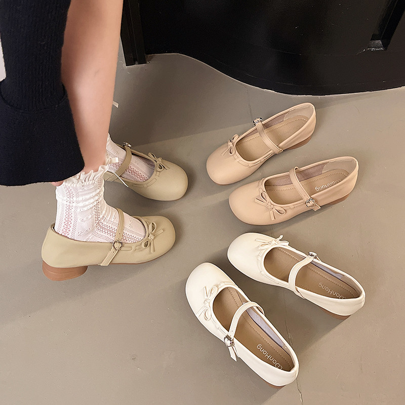 法式配裙子粗跟玛丽珍女鞋2026新款春夏配裙子小皮鞋平底乐福鞋子